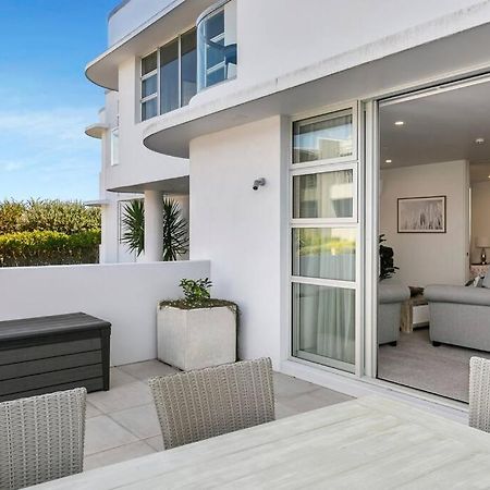 Waimahana - Luxury By The Lake タウポ エクステリア 写真